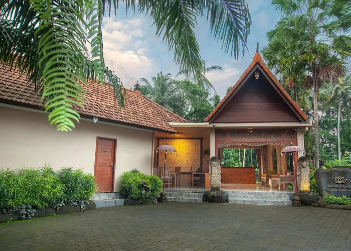 Hotel Abhirama & Ubud